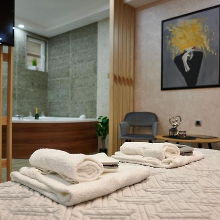 Vanimi Lux Apartmani Kikinda Bagian luar foto