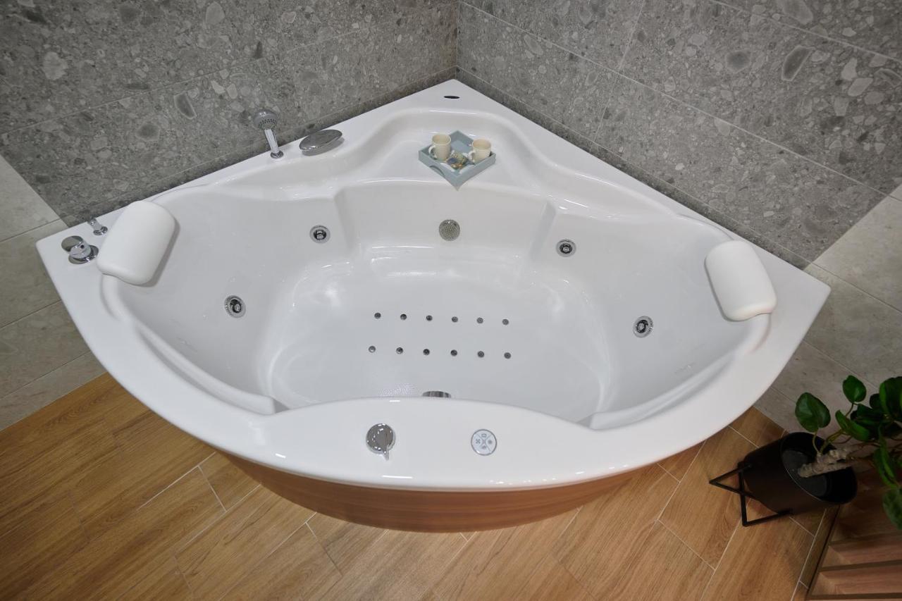 Vanimi Lux Apartmani Kikinda Bagian luar foto